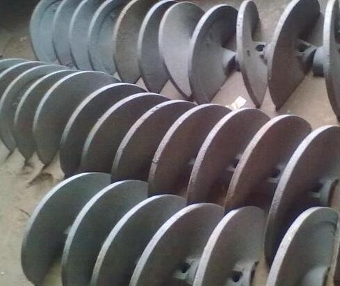 攤鋪機(jī)葉片廠家